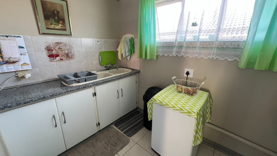 2 Bedroom Property for Sale in Navalsig Free State